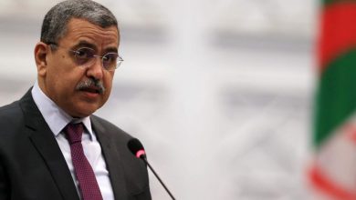 Photo of RELATIONS BILATERALES : Djerad s’entretient au téléphone avec le chef du gouvernement tunisien