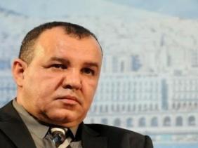 Photo of L’ancien directeur du journal El Khabar Cherif Rezki n’est plus