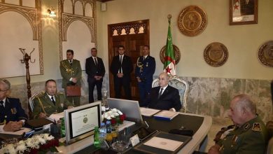 Photo of Le président Tebboune préside une réunion périodique du Haut Conseil de Sécurité
