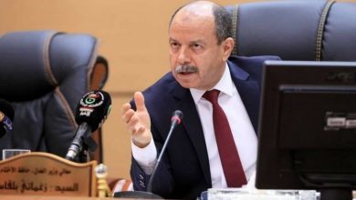 Photo of Zeghmati réitère l’appel de l’Algérie en direction des états pour faciliter le recouvrement des avoirs