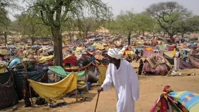 Photo of La guerre et la faim menacent d' »emporter » tout le Soudan  