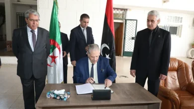 Photo of Inondations en Libye: Goudjil signe le registre de condoléances