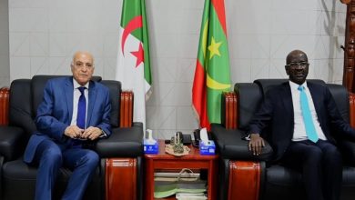 Photo of Attaf s’entretient à Nouakchott avec son homologue mauritanien