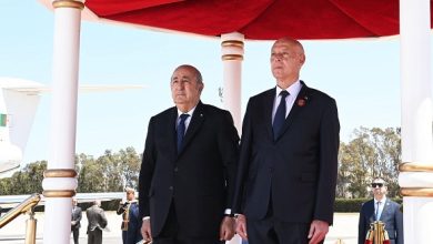 Photo of Réunion consultative Algérie-Tunisie-Libye: arrivée du président de la République à Tunis