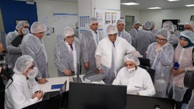 Photo of Production pharmaceutique: Aoun visite l’usine de « Sanofi » à Alger