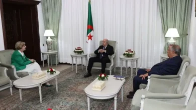 Photo of Le président de la République reçoit l’ambassadrice américaine en Algérie