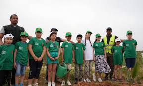 Photo of Sonatrach organise une campagne de reboisement à Dounia Parc
