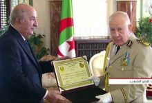 Photo of Le président de la République décerne la médaille de Bravoure de l’ANP au Général d’Armée Saïd Chanegriha
