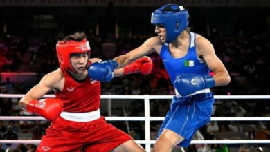 Photo of JO/Boxe: Imane Khelif domine la Thaïlandaise Suwannapheng et file en finale