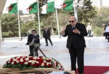 Photo of Le président de la République se recueille à la mémoire des martyrs de la Guerre de libération nationale