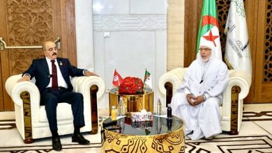 Photo of Le ministre tunisien des Affaires étrangères visite Djamaâ El-Djazaïr