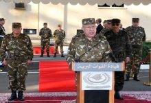 Photo of Le Général d’Armée Chanegriha préside la cérémonie d’installation officielle du nouveau Commandant des Forces terrestres  