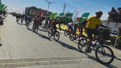 Photo of Tour d’Algérie (4e étape): Yacine Hamza signe un 4e succès et garde le maillot jaune