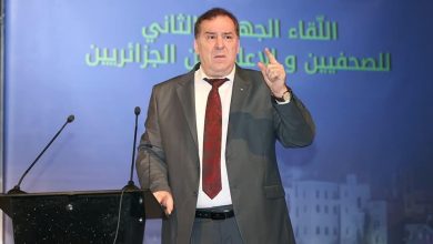 Photo of Meziane souligne l’importance de la formation pour appuyer le système médiatique en Algérie
