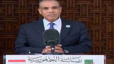 Photo of Le ministre égyptien des Affaires étrangères salue le rôle de l’Algérie en faveur des causes arabes