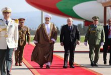 Photo of Le Président de la République accueille le Sultan d’Oman à l’aéroport international Houari-Boumediene