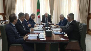 Photo of Le président de la République préside une réunion consacrée à la réactivation du service du Guichet unique