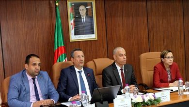 Photo of APN: Rekhroukh présente l’état d’avancement des grands projets du secteur devant la commission compétente