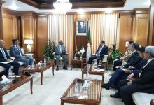 Photo of Arkab examine avec le conseiller du vice-président de la République du Suriname les opportunités de coopération