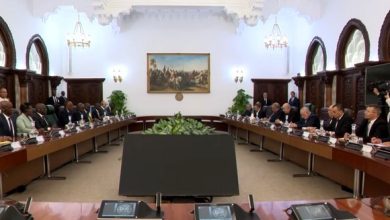 Photo of Les entretiens entre le président de la République et son homologue rwandais élargis aux membres des deux délégations